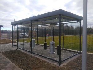 Nadstrešnica čelična